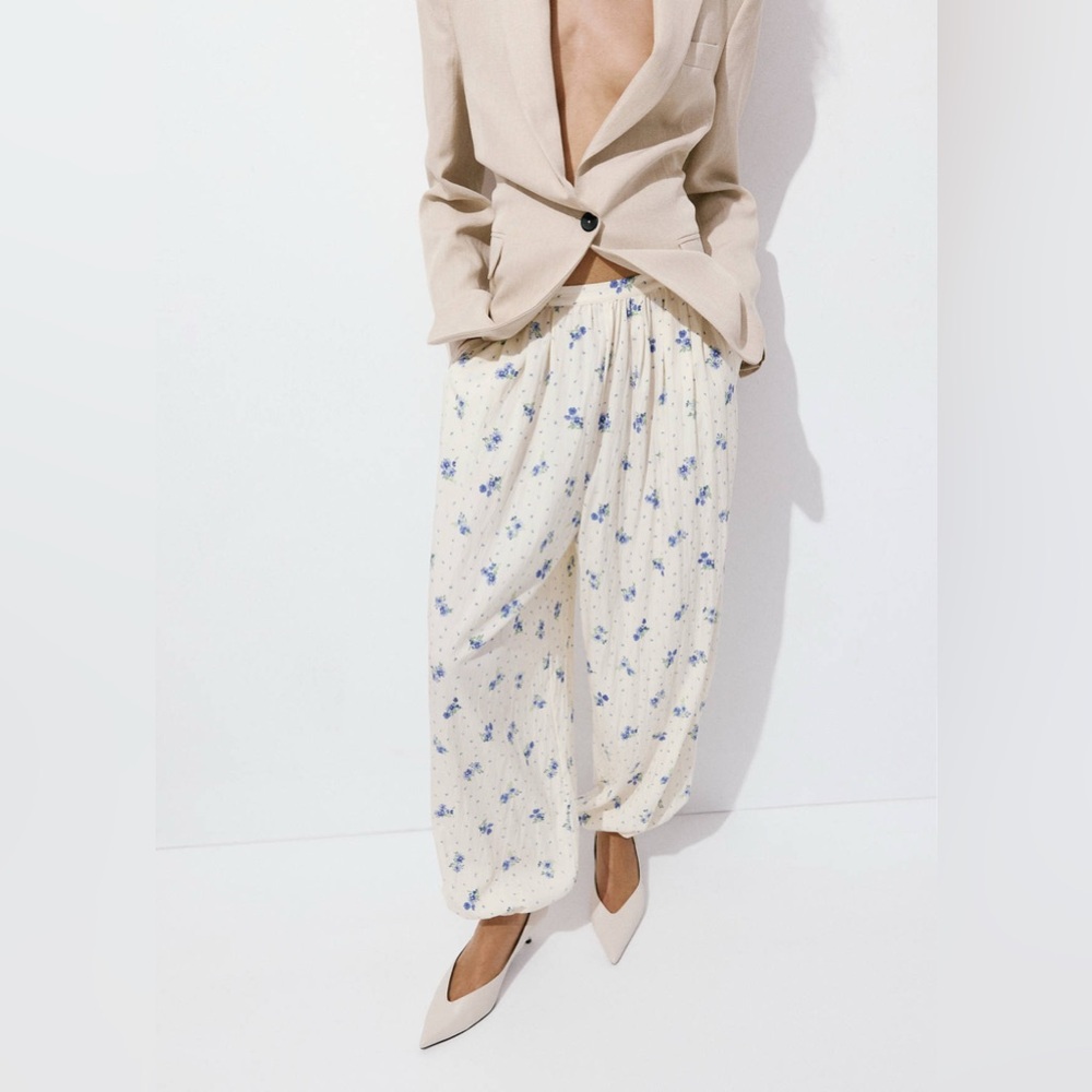 NWT MANGO Floral Print Baggy Trousers
